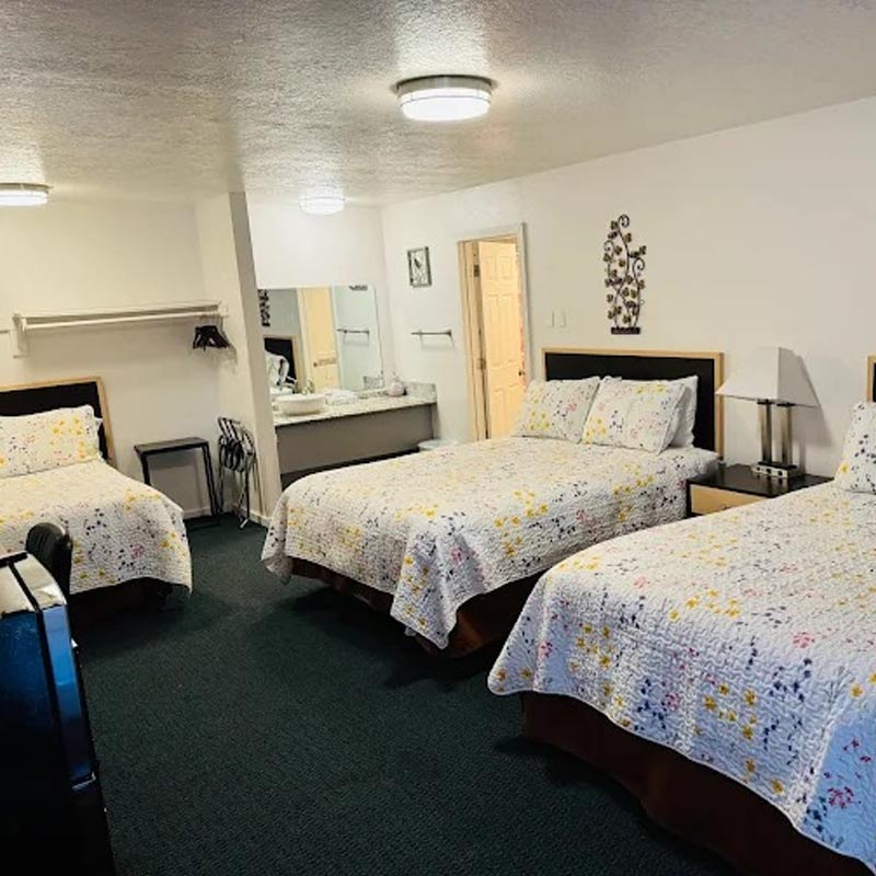 Book Affordable Rooms in Bend, OR